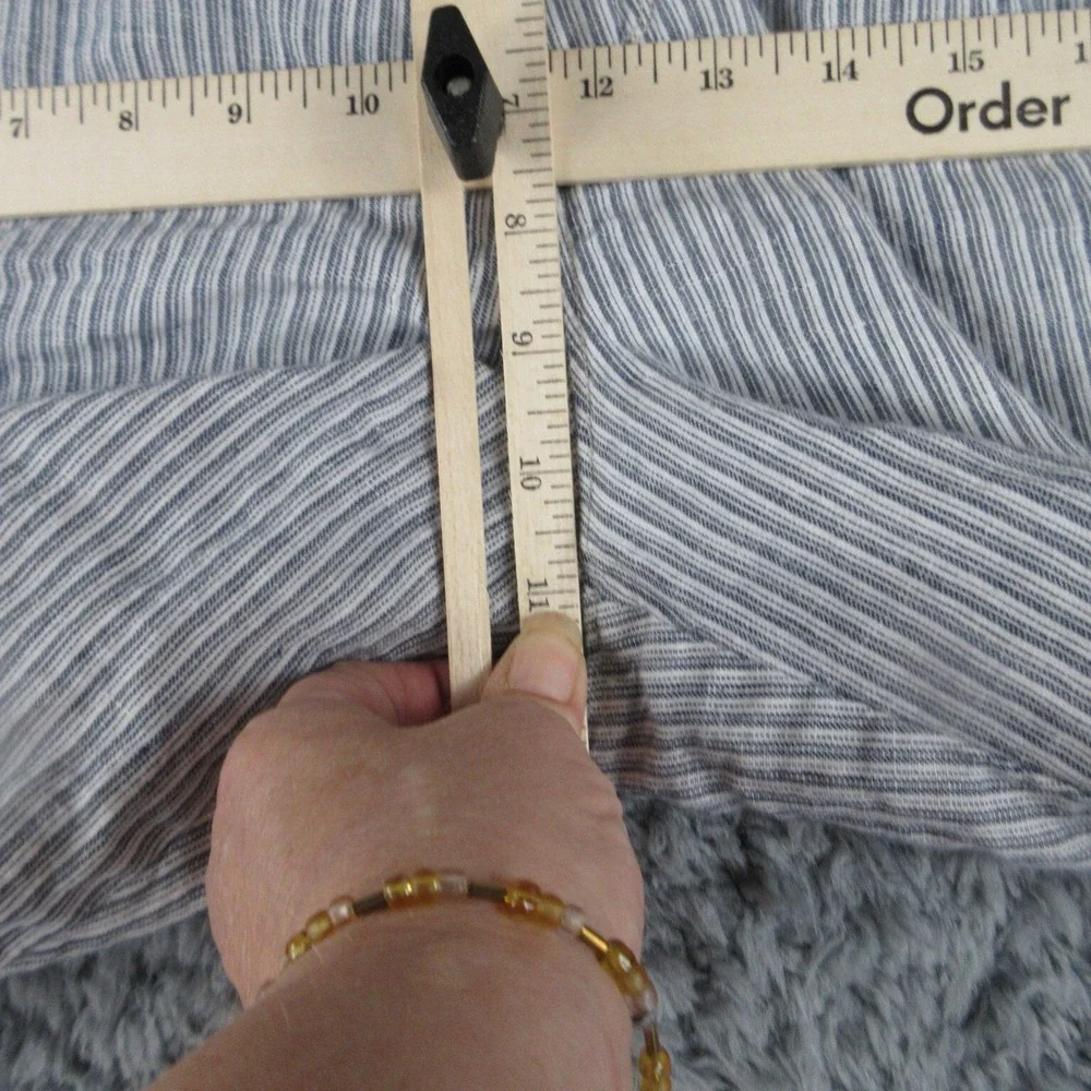 Tommy Bahama Shorts Mens 35 Blue Striped Linen Chino 34x9*